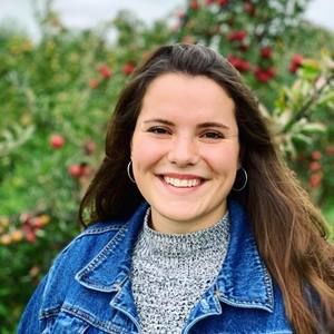 Meet your Posher, Carly